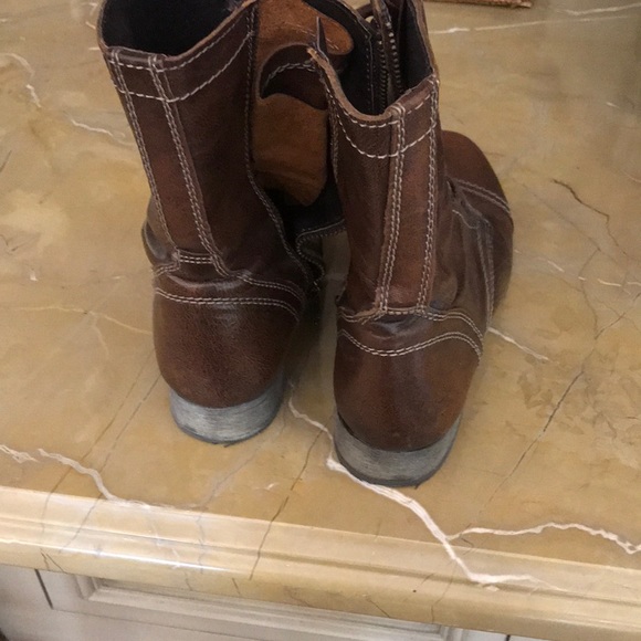 Steve Madden combat boots - Picture 2 of 3